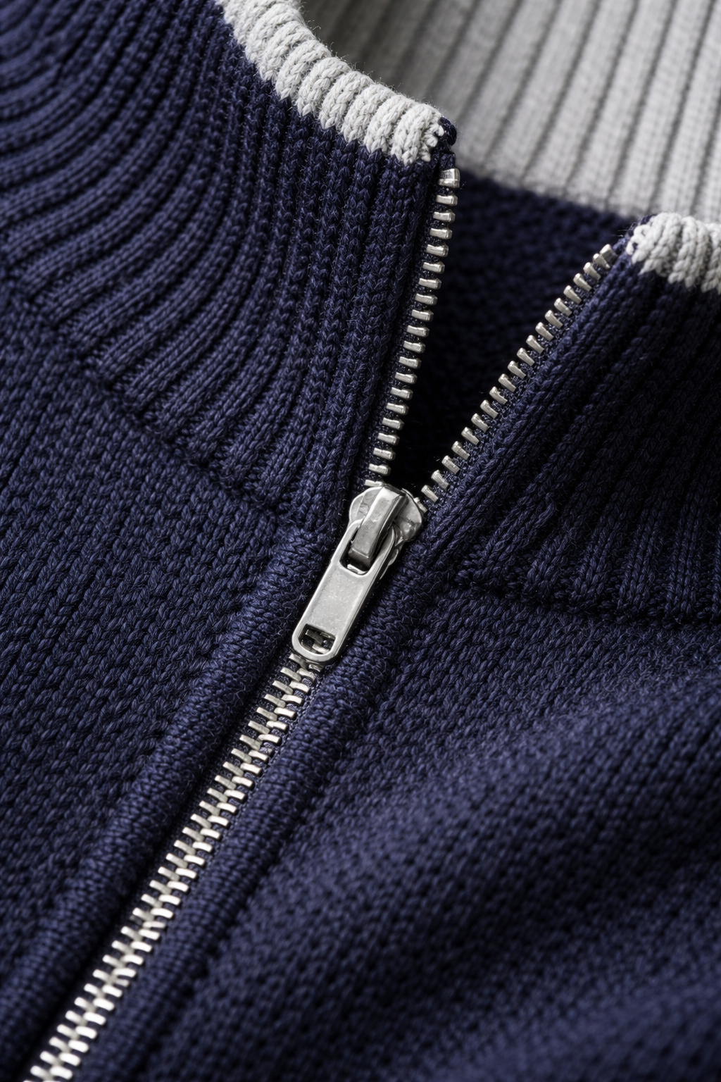 Edler Strickpullover mit durchgehendem Reißverschluss Marine / Hellgrau