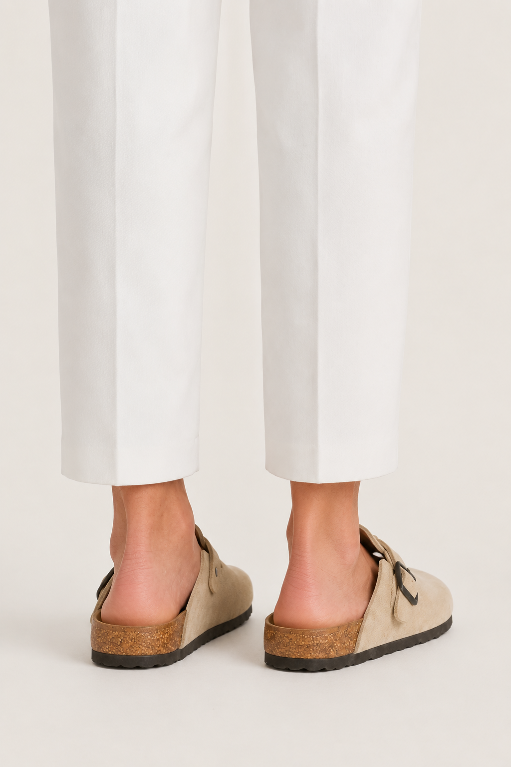 Montreux Wildleder Clog Sandale