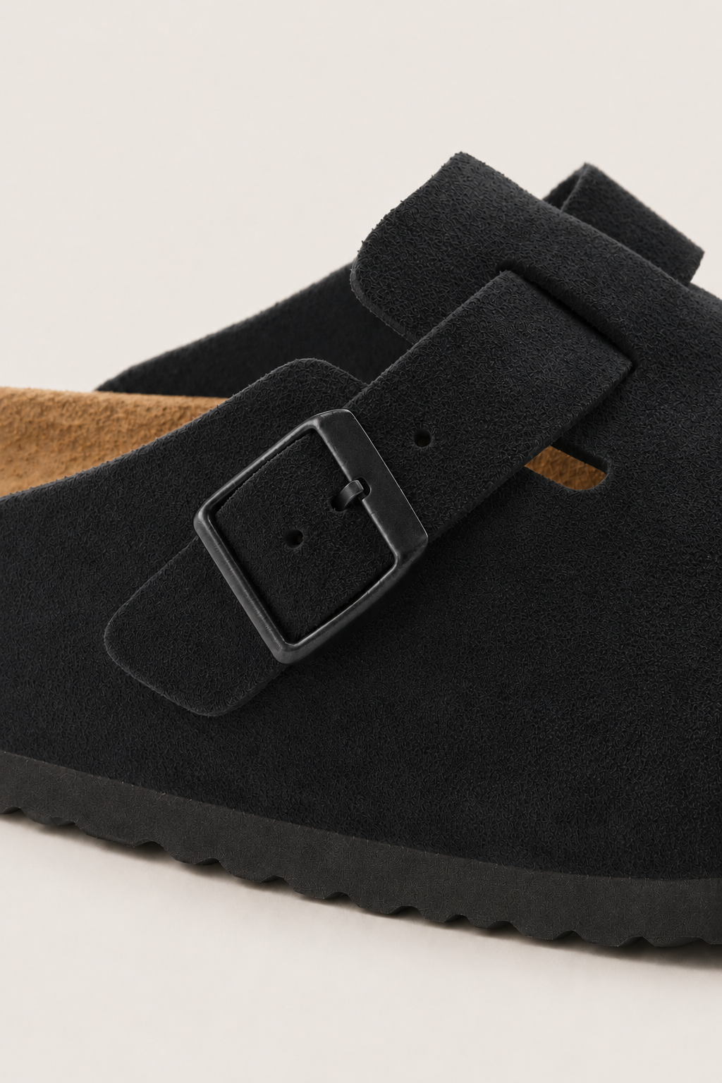 Montreux Wildleder Clog Schwarz