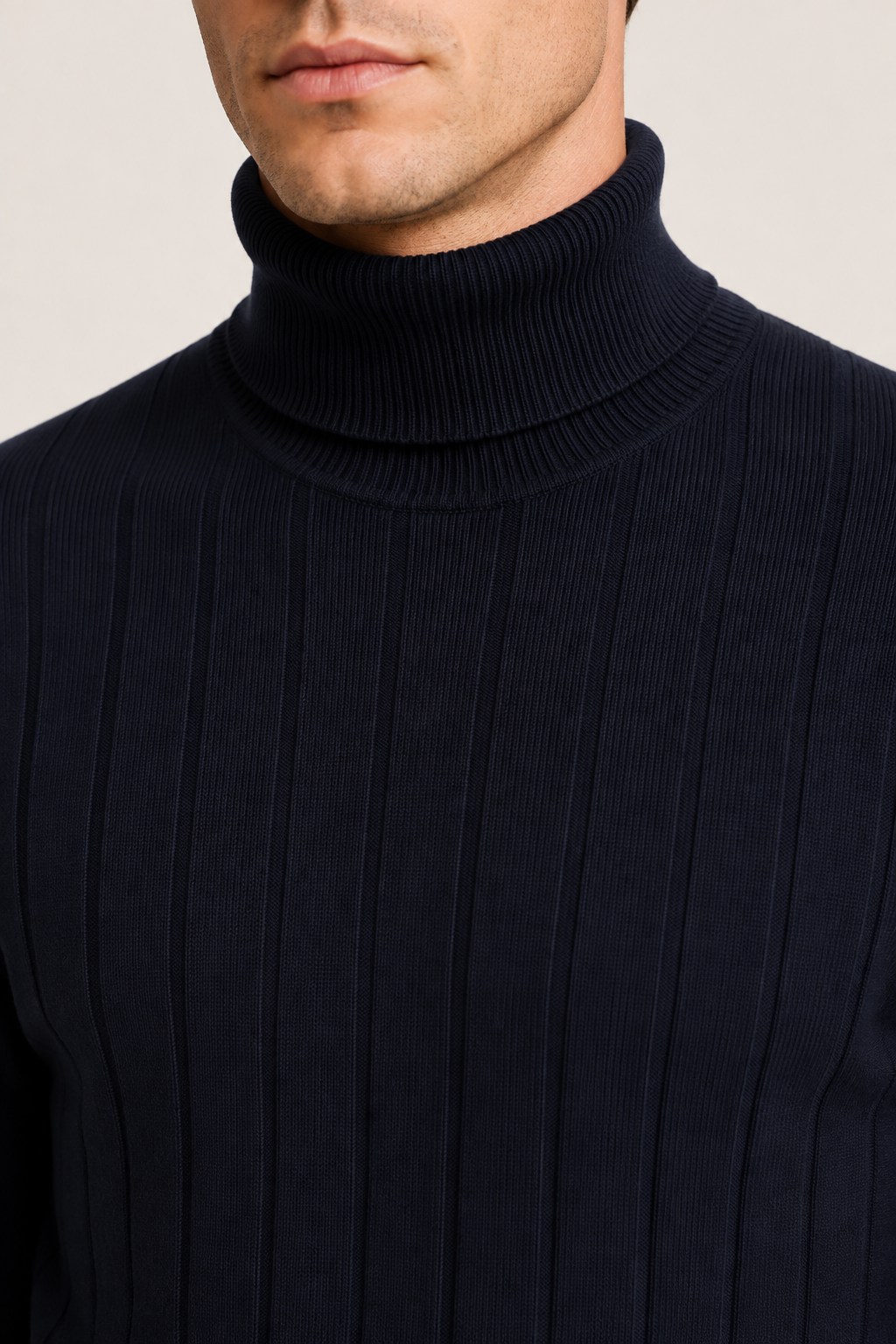 Maßgeschneiderter Rollkragenpullover Marine