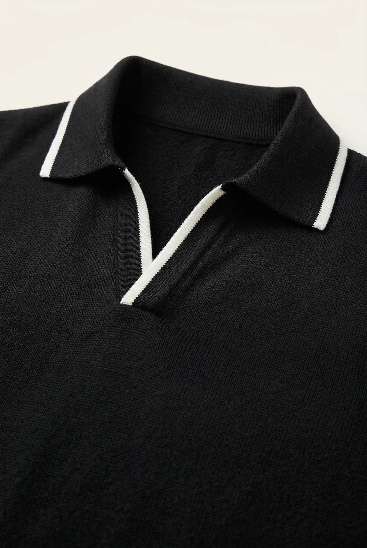 Buttonless Striped Polo Black