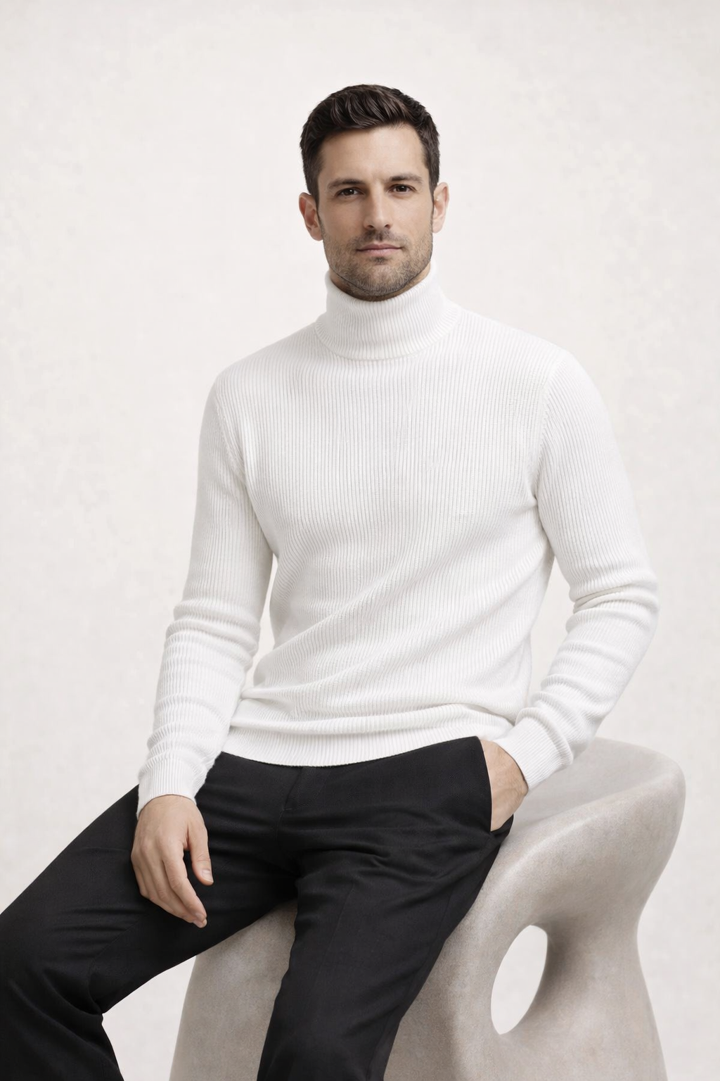 Gerippter Rollkragenpullover Weiß