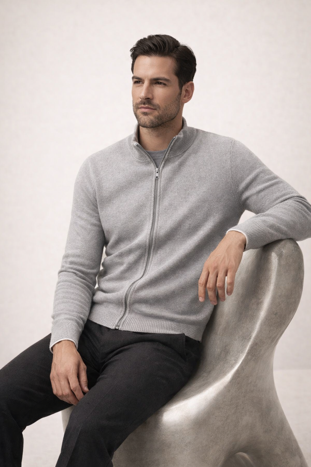Strickjacke mit Reißverschluss Feinstrick Hellgrau / Weiß