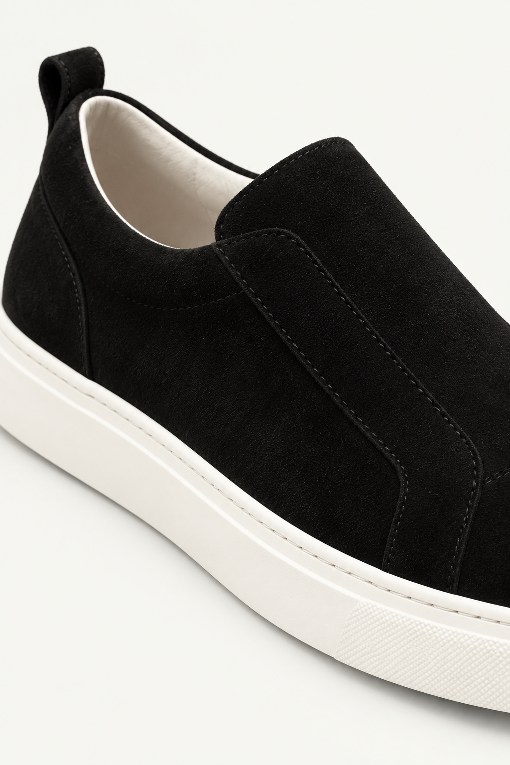 Savien Slip-On Black