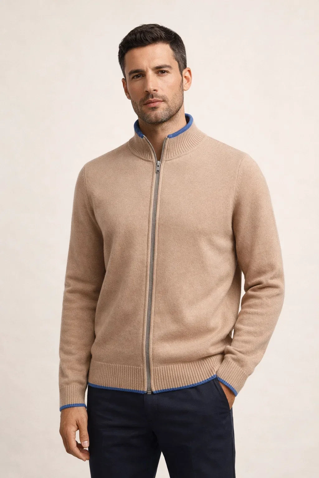Raffinierter Strickpullover mit durchgehendem Reißverschluss Beige / Hellblau